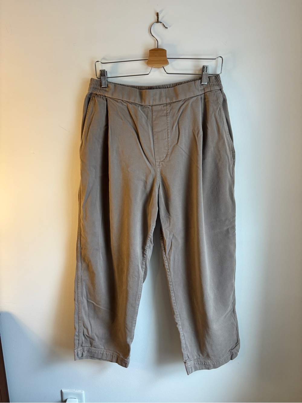 COS Men's Tan Elasticated Twill Pants in khaki (S)